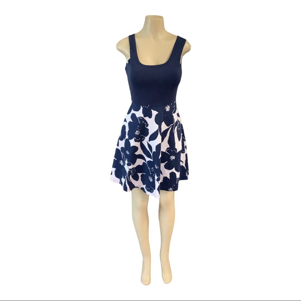 KIRA ~ Dress